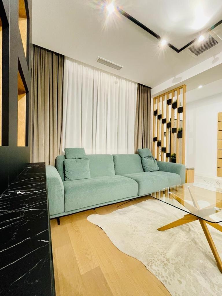 Eden - Elegant Retreat In Rosetti Luxury Appartement Boekarest Buitenkant foto